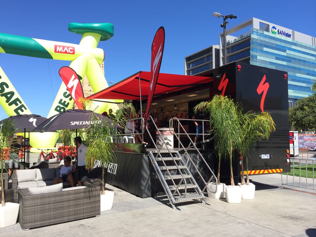 Semi-Trailer Based Retail & Promotional Facilities – Gallery