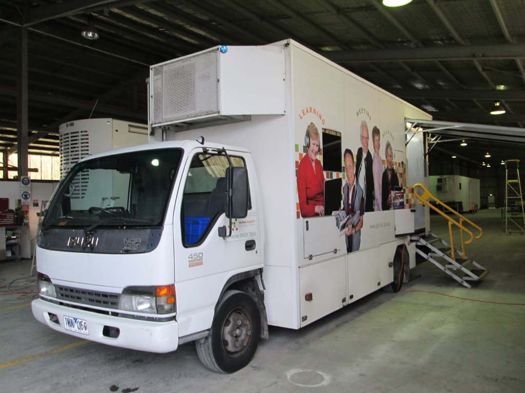 Rigid Truck Based Mobile Libraries & Bookmobiles – Gallery